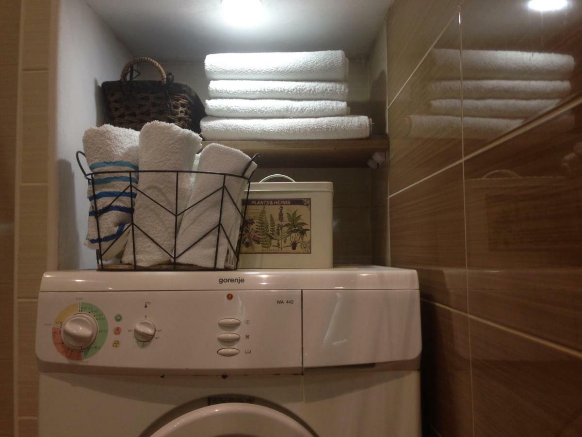 Apartment Gold & Gray ซาดาร์ ภายนอก รูปภาพ